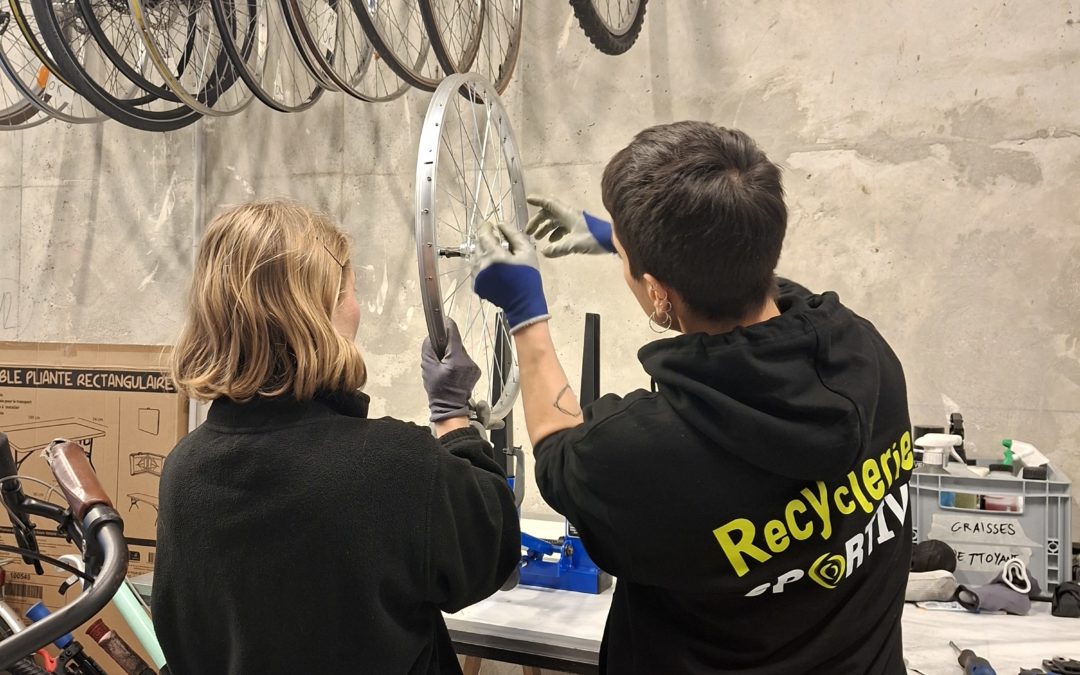 Permanence de co-réparation de vélo en mixité choisie de genre